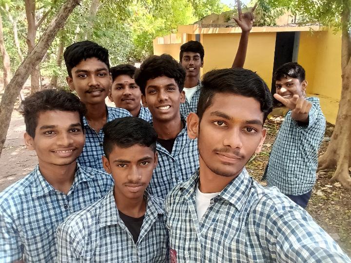 gold friends